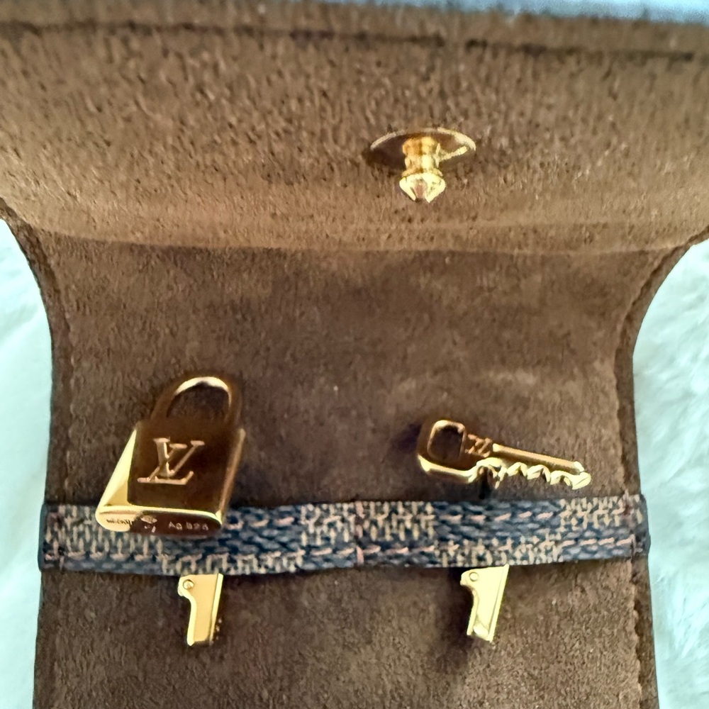 Louis Vuitton Men’s Cufflinks
